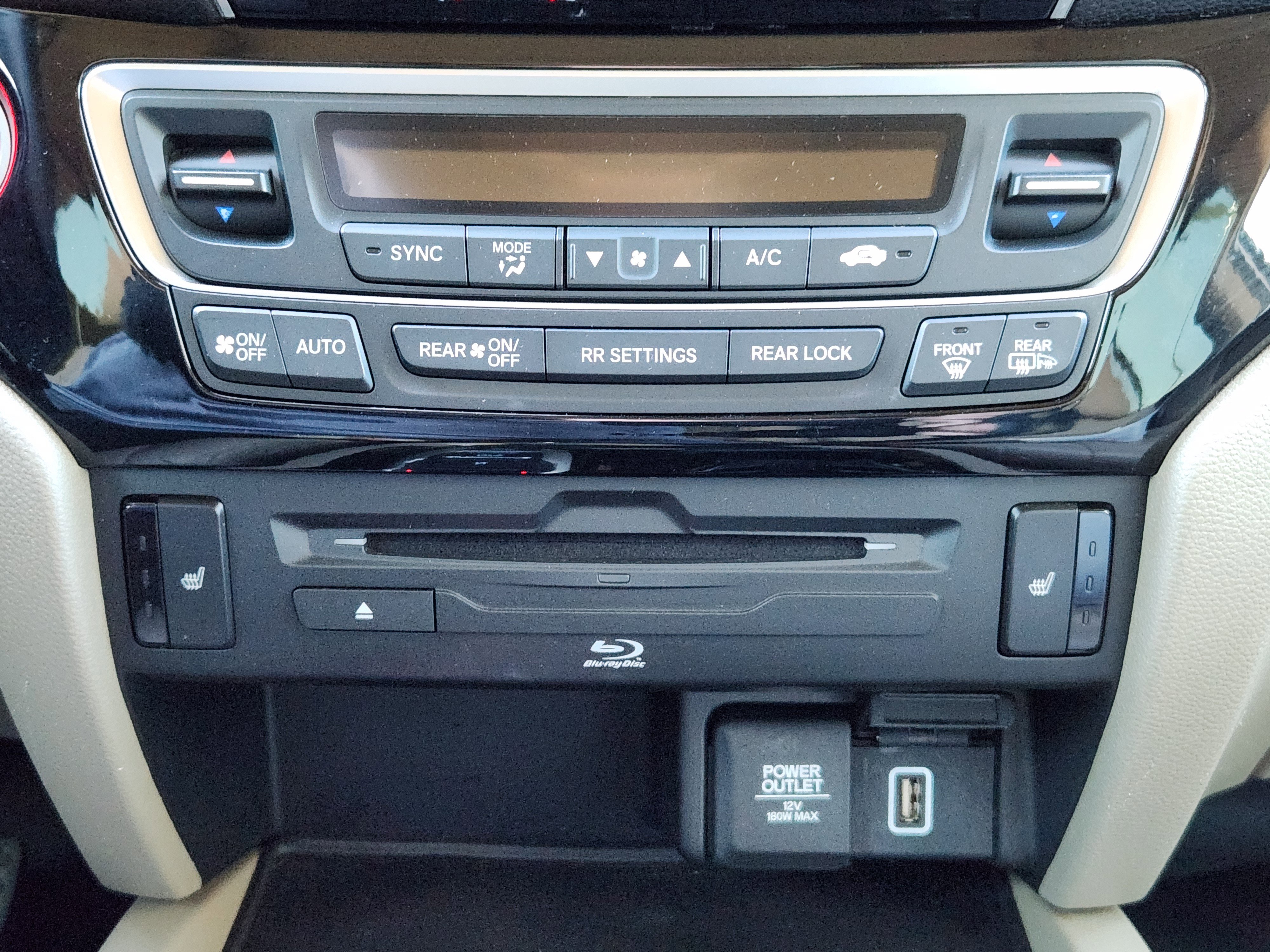Used 2021 Honda Pilot Touring image 21
