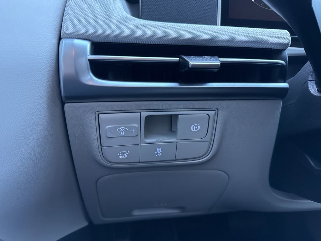 New 2026 Hyundai Tucson Limited FWD image 26