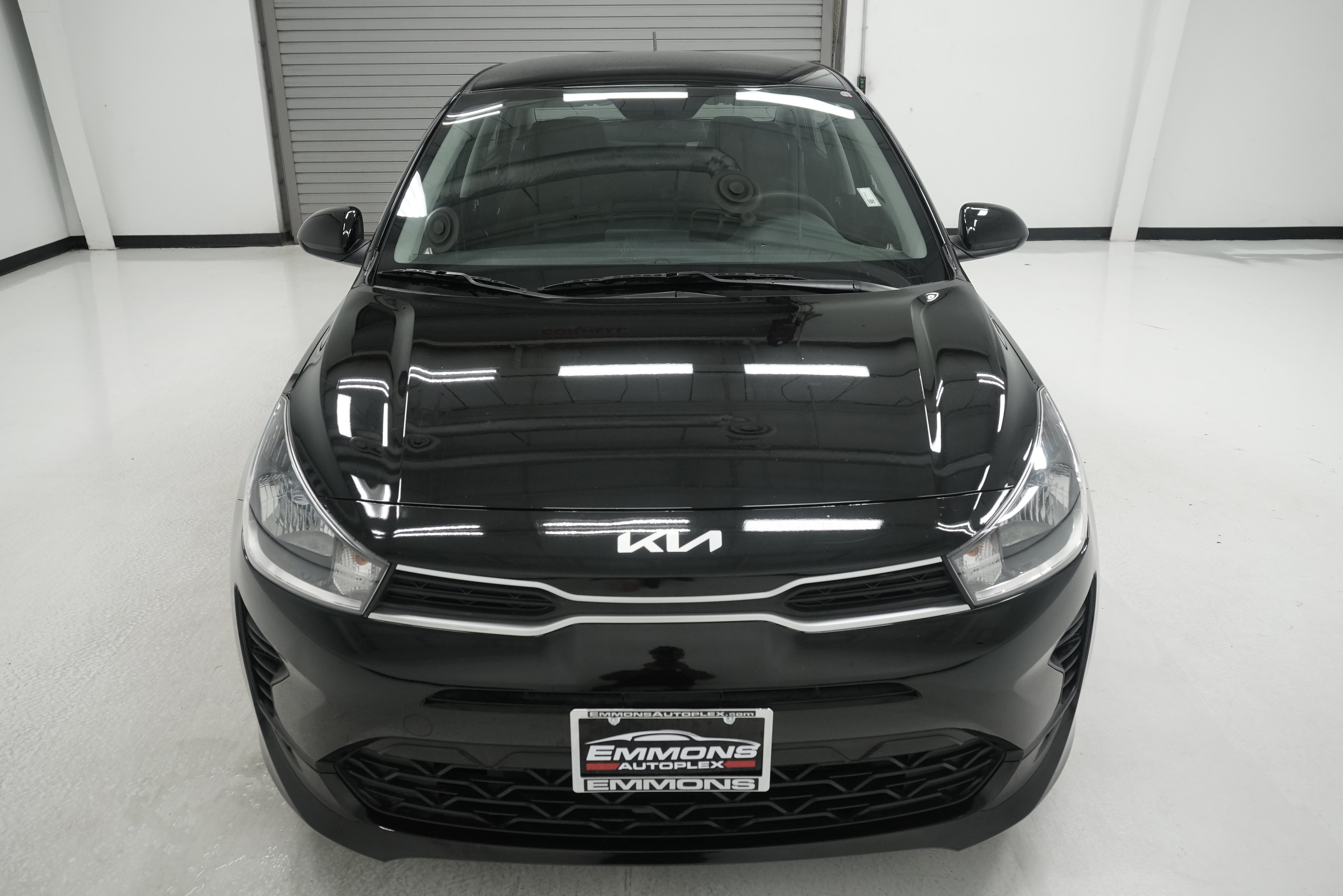 Used 2023 Kia Rio LX FWD image 2