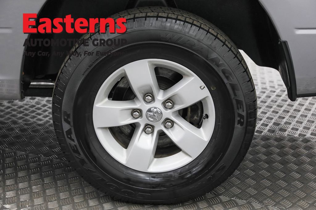 Used 2024 RAM 1500 Classic SLT image 31