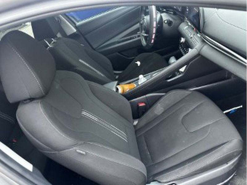 Used 2023 Hyundai Elantra SEL w/ Convenience Package image 15