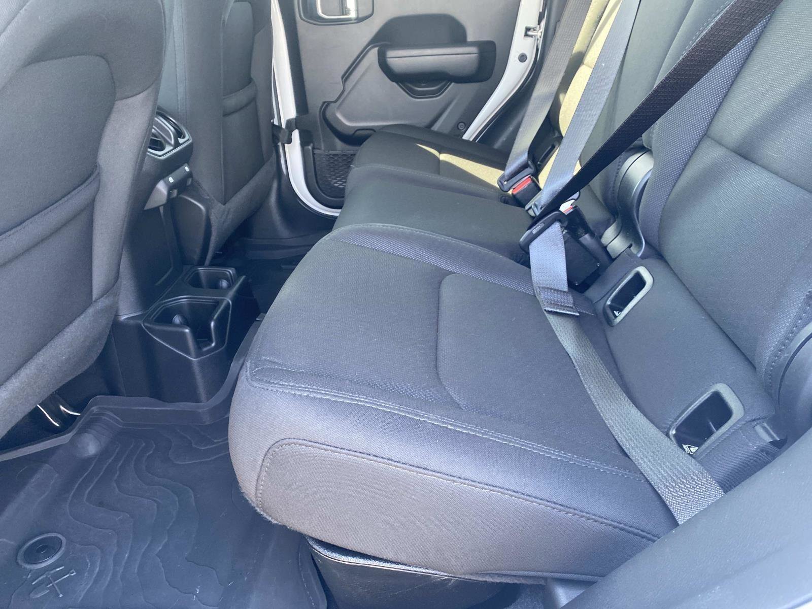 Certified 2023 Jeep Gladiator Sport image 17