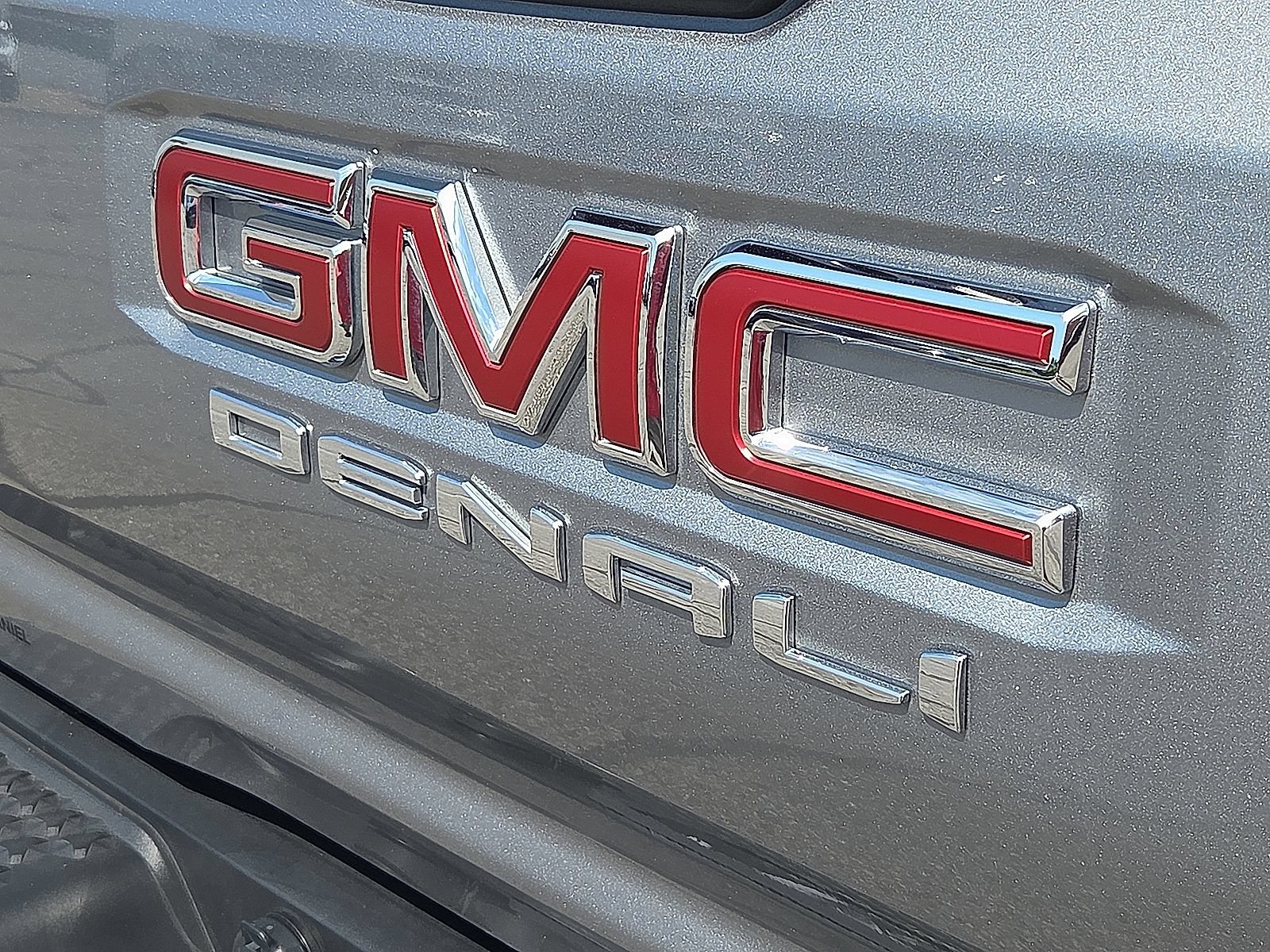 Certified 2024 GMC Canyon Denali AWD/4WD image 16