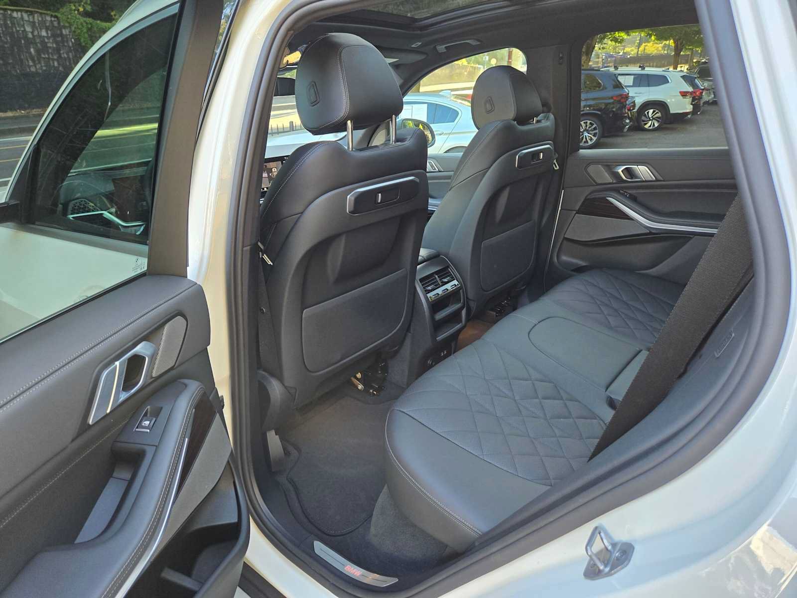 Used 2026 BMW X5 xDrive40i AWD/4WD image 15