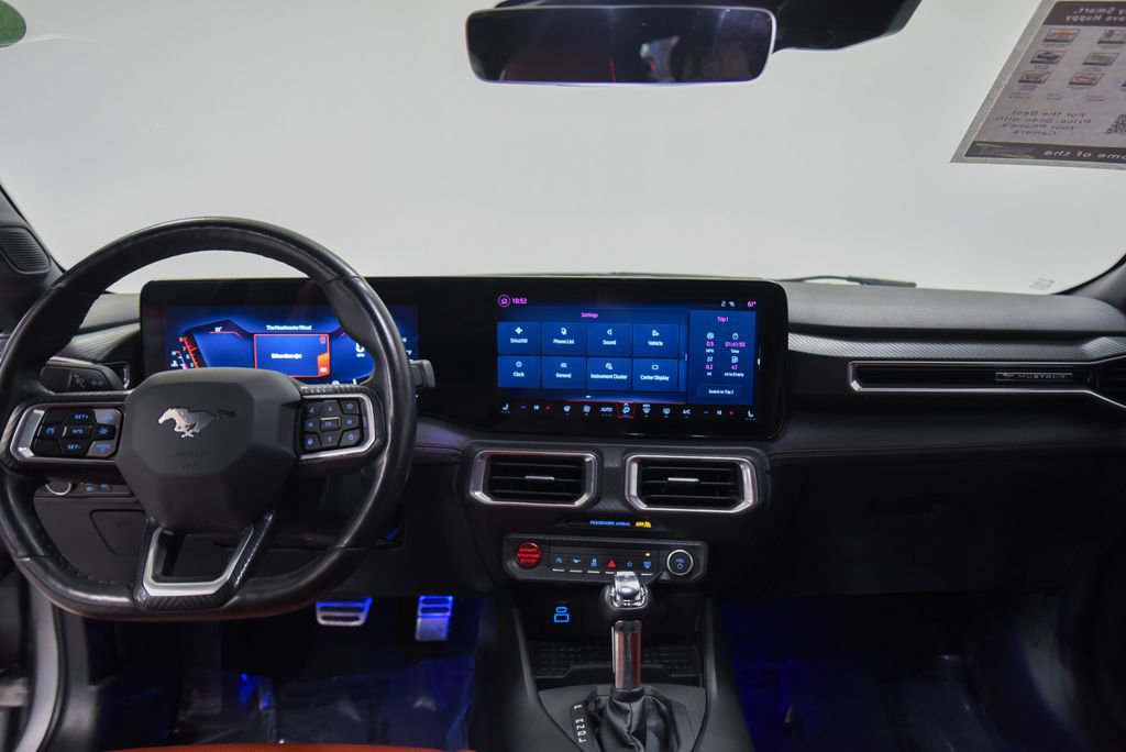 Used 2024 Ford Mustang Premium image 4