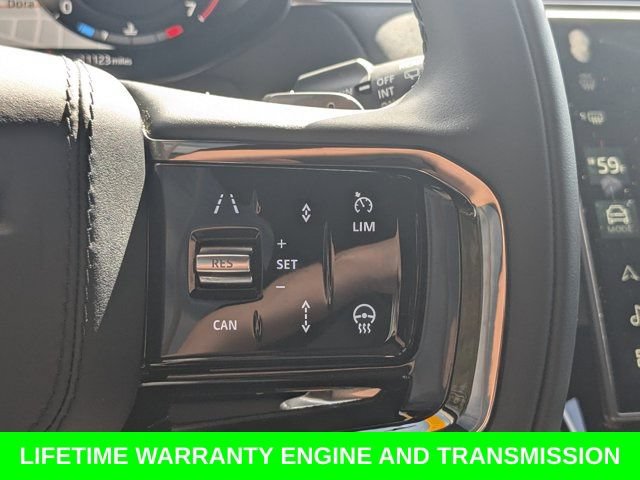 Used 2025 Land Rover Range Rover Sport SE AWD/4WD image 20