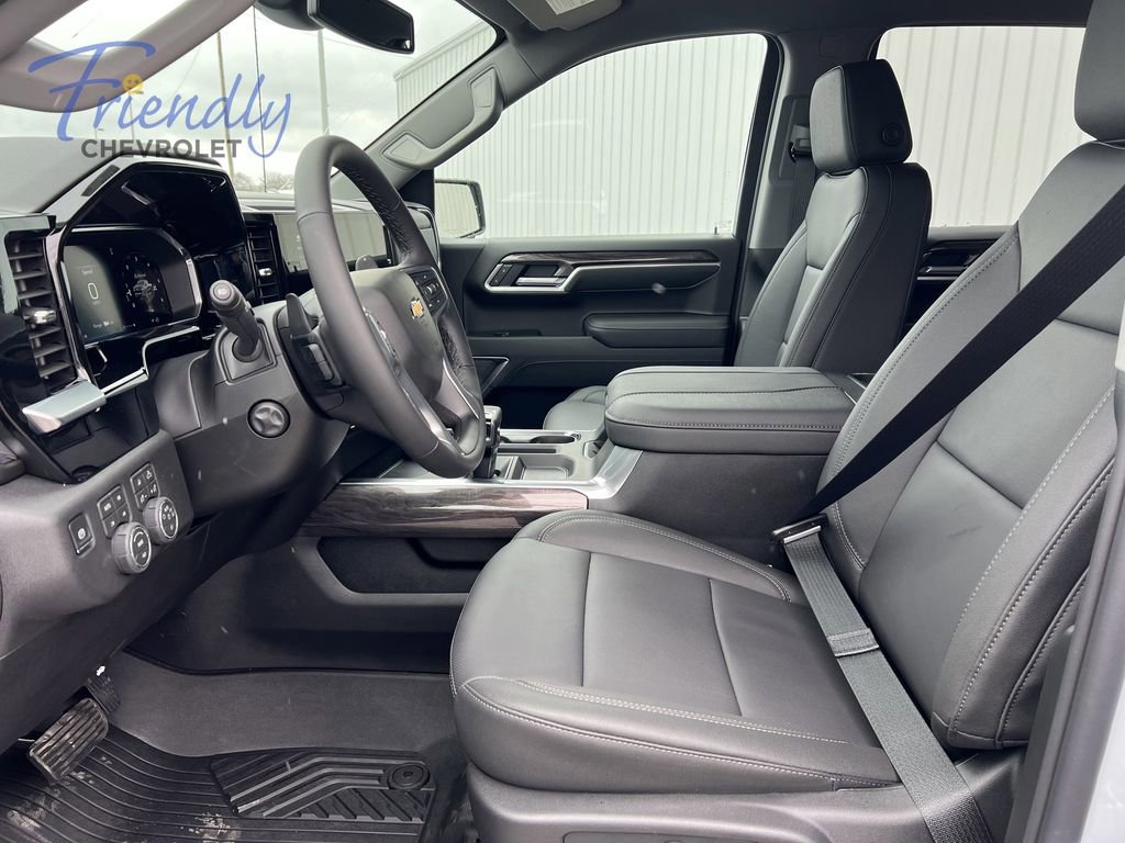 New 2026 Chevrolet Silverado 1500 LTZ w/ Z71 Off-Road Package AWD/4WD image 4