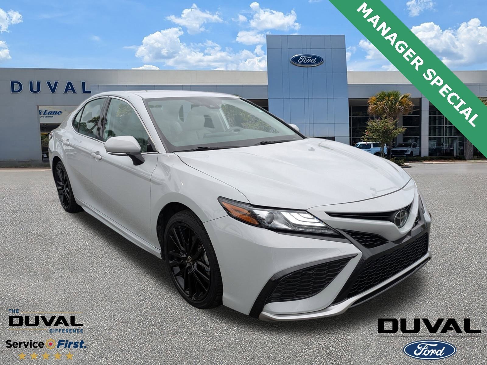 Used 2024 Toyota Camry XSE image 1