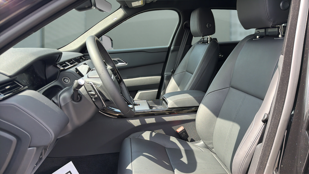 New 2026 Land Rover Range Rover Velar S AWD/4WD image 18