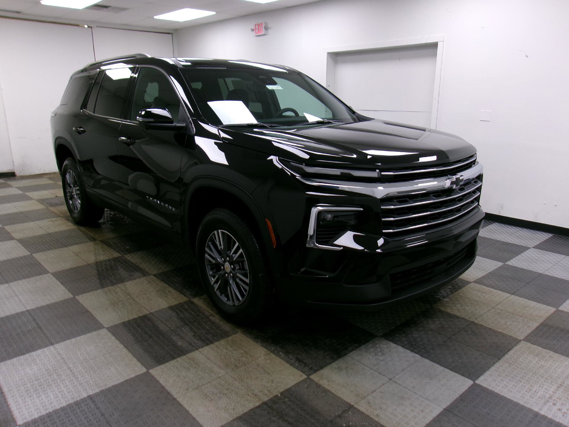 New 2026 Chevrolet Traverse LT w/ Driver Confidence Package image 16