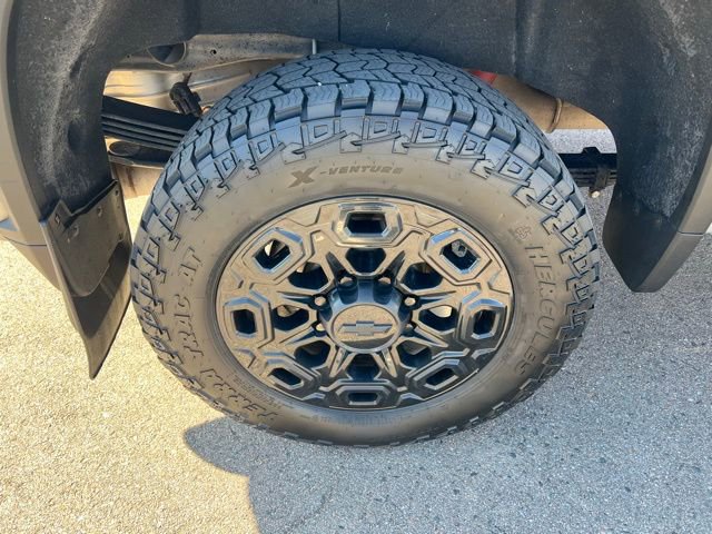 Used 2022 Chevrolet Silverado 2500 LTZ w/ LTZ Plus Package AWD/4WD image 14