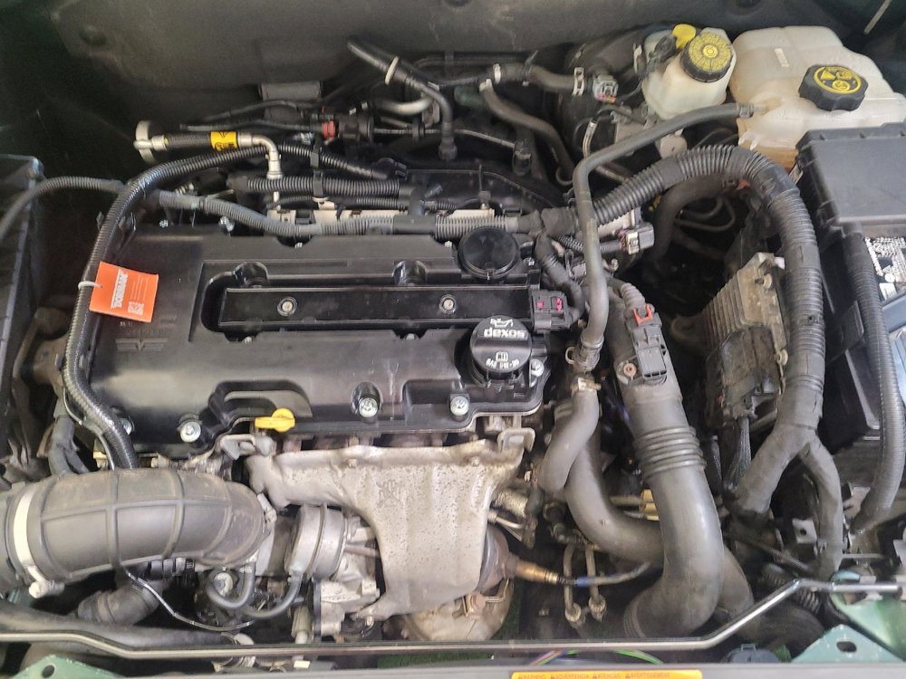 Used 2014 Chevrolet Cruze LT image 30