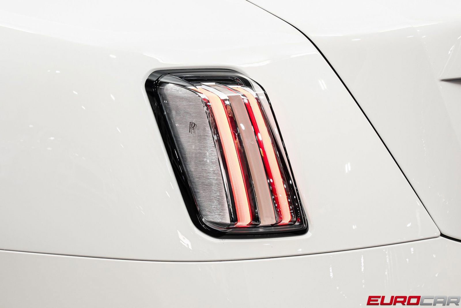 Used 2026 Rolls-Royce Spectre image 16