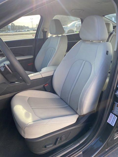 Used 2025 Hyundai Sonata SEL image 12