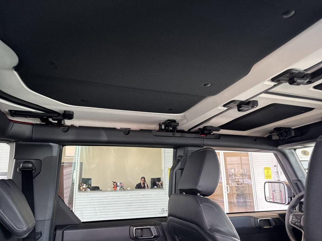 New 2025 Ford Bronco Big Bend w/ Black Diamond Package image 18