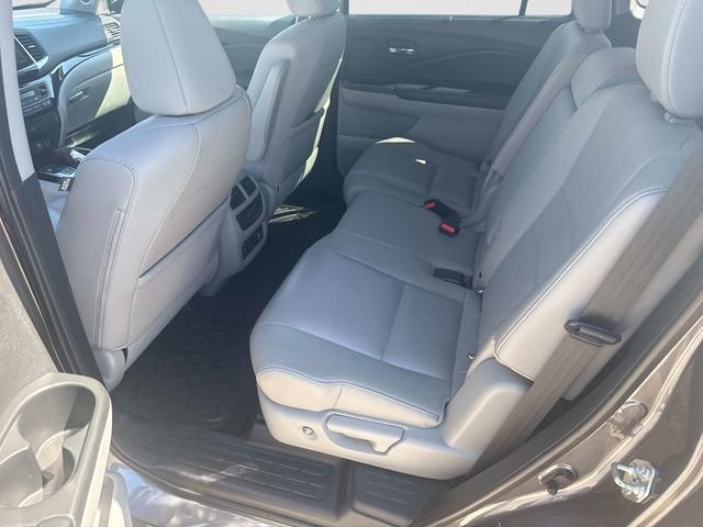 Used 2017 Honda Pilot Touring image 17