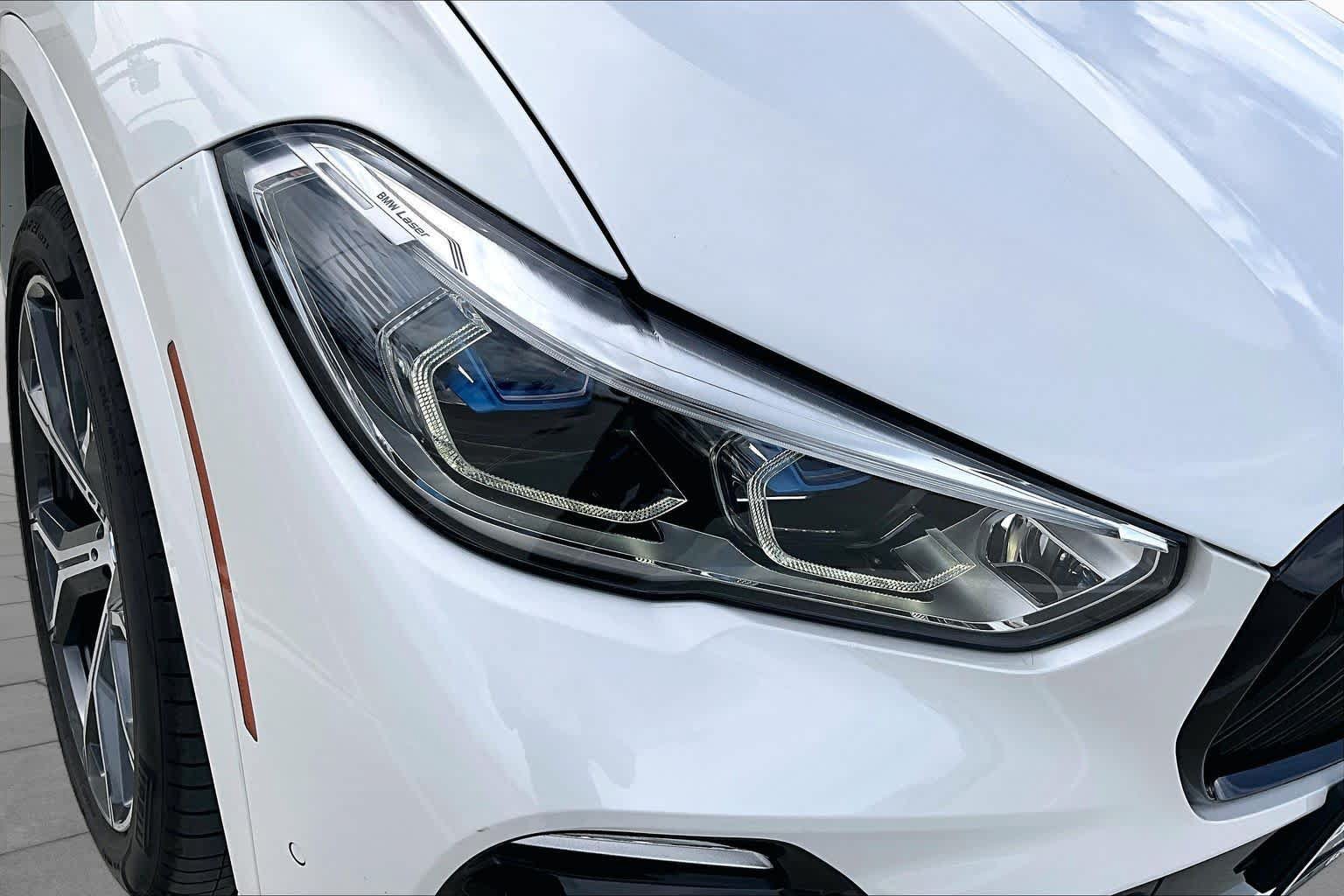Used 2019 BMW X5 xDrive50i w/ M Sport Package AWD/4WD image 24