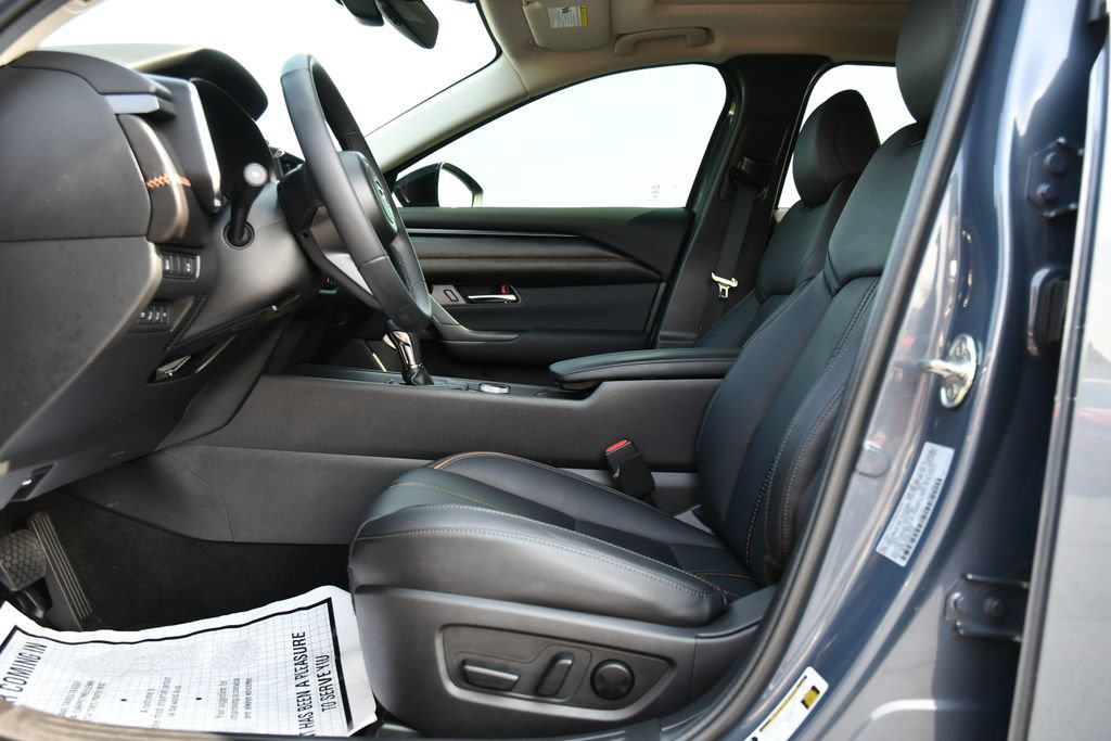 Used 2025 MAZDA CX-50 AWD 2.5 S w/ Premium Plus Pkg image 16