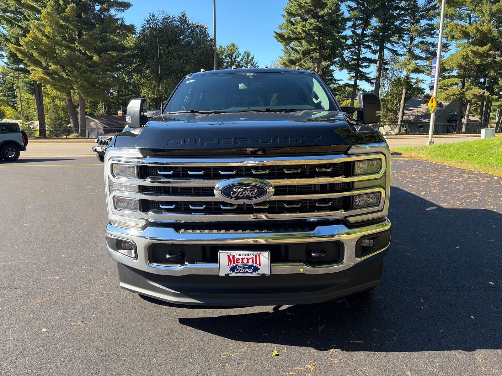New 2026 Ford F250 XLT w/ XLT Premium Package AWD/4WD image 2