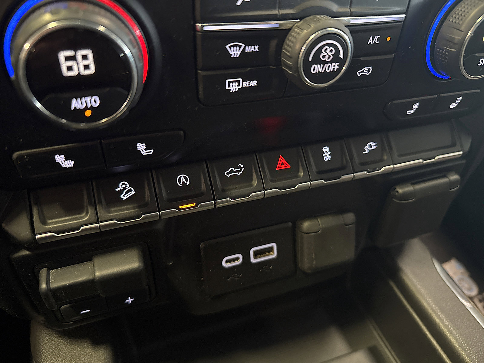 Used 2019 Chevrolet Silverado 1500 LT Trail Boss AWD/4WD image 41