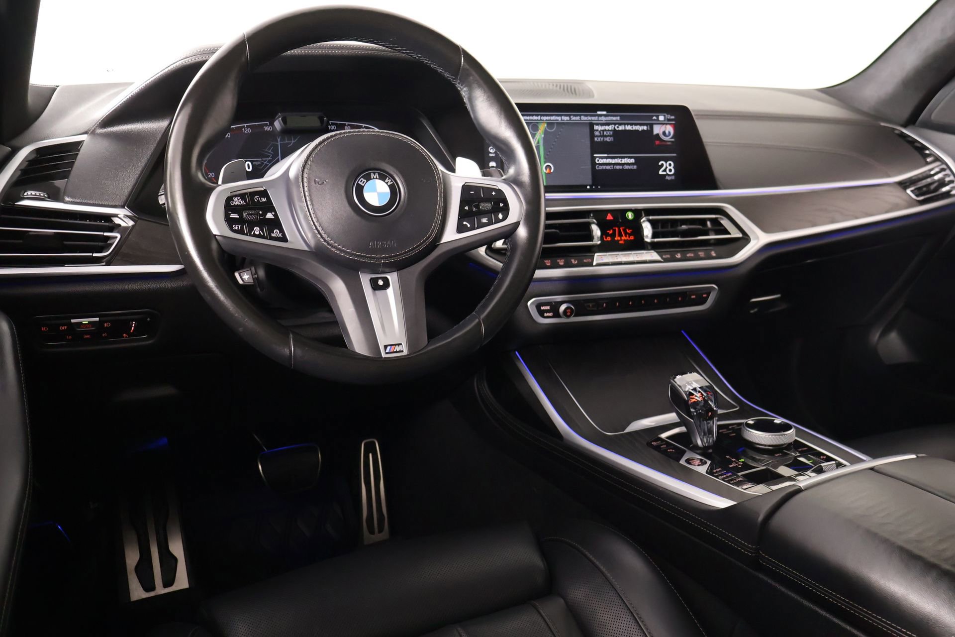 Used 2022 BMW X7 xDrive40i w/ M Sport Package AWD/4WD image 2