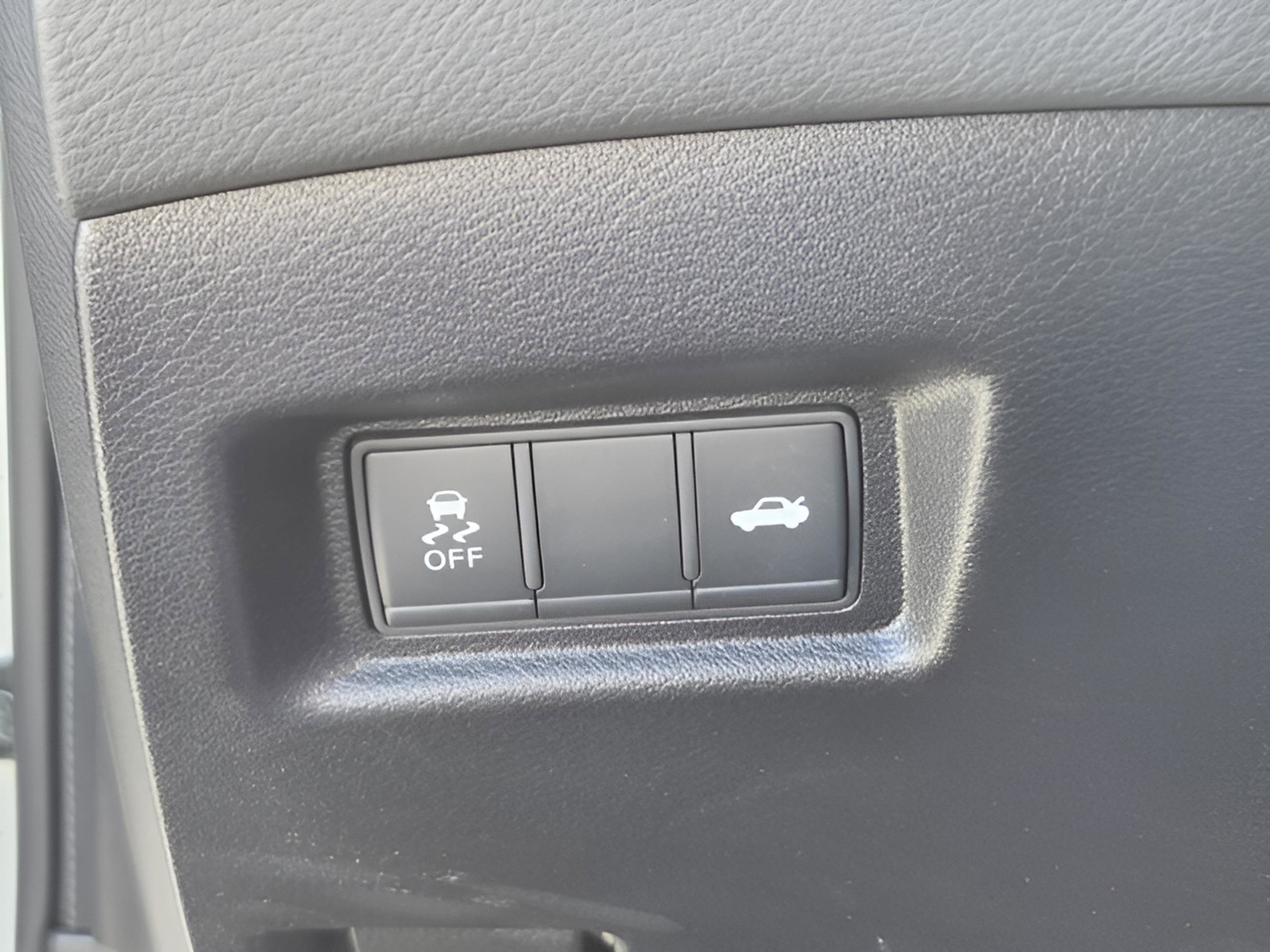 Used 2023 INFINITI Q50 Luxe AWD/4WD image 25