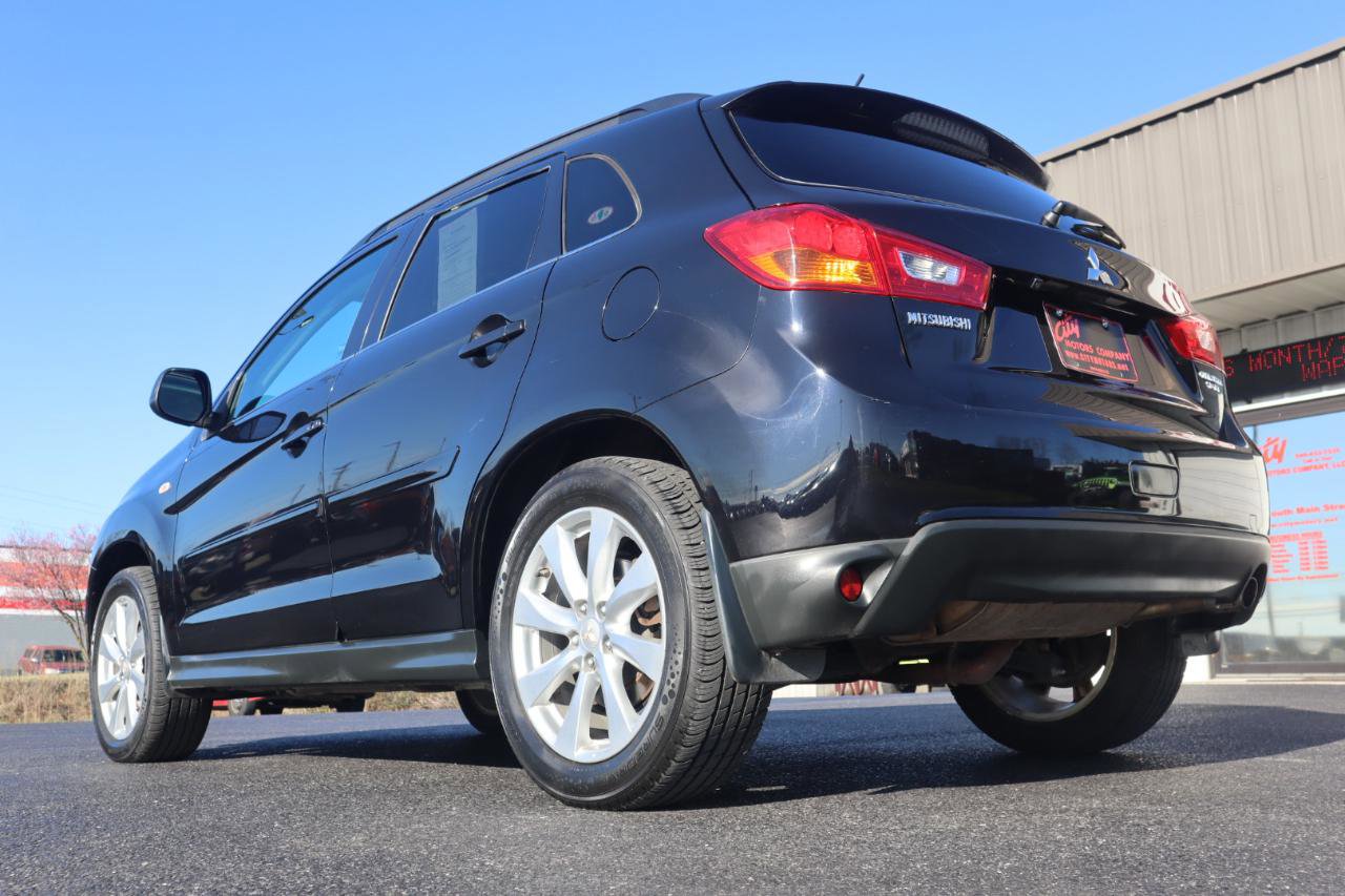 Used 2015 Mitsubishi Outlander Sport SE image 19