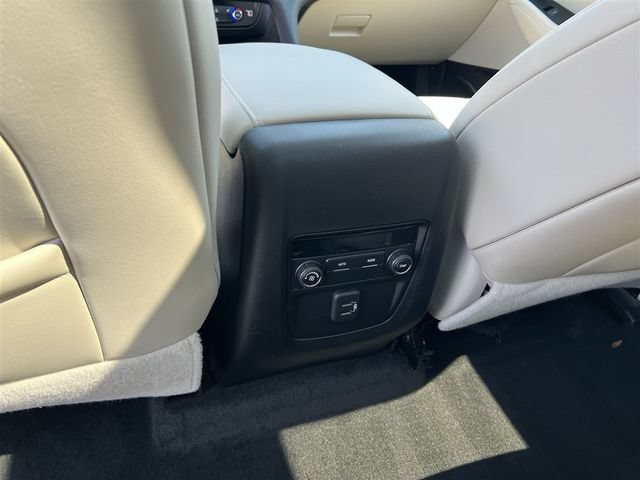 Certified 2023 Buick Enclave Essence w/ Experience Buick Package FWD image 21