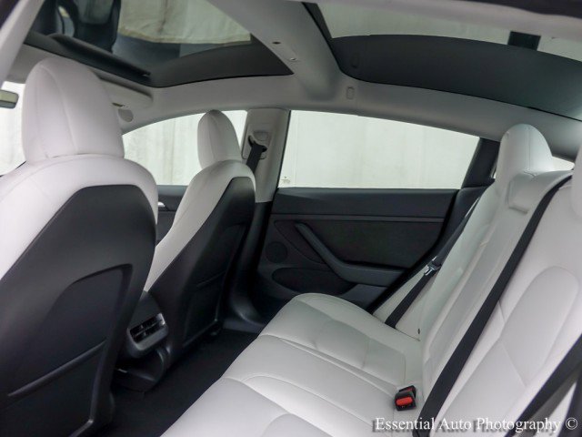 Used 2021 Tesla Model 3 Performance image 15