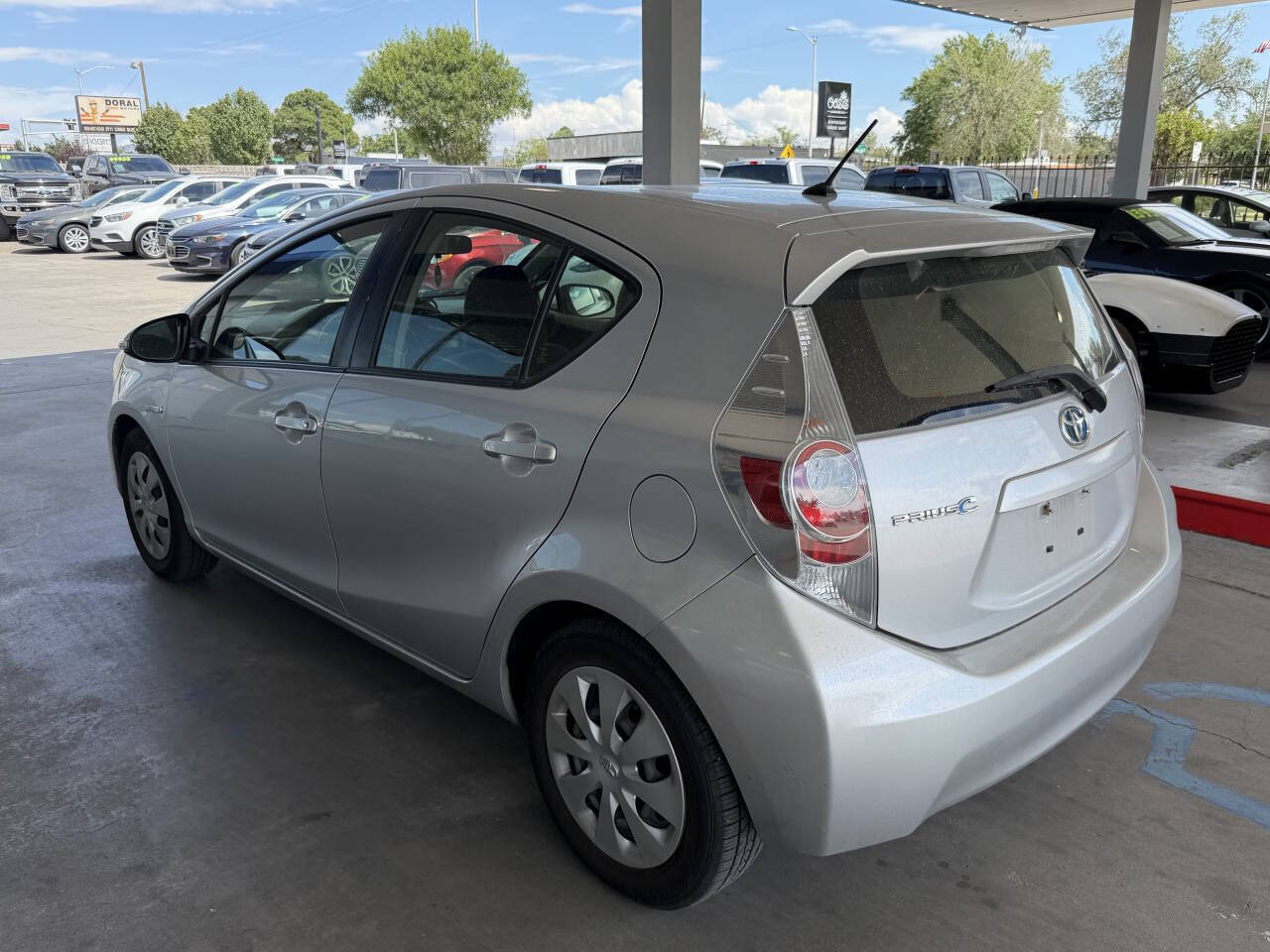 Used 2014 Toyota Prius C Two FWD image 6