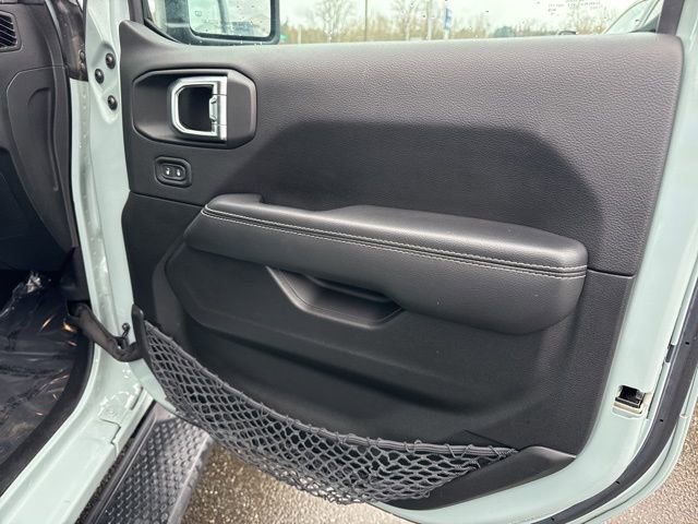 Used 2023 Jeep Wrangler Sahara 4xe w/ Cold Weather Group image 10