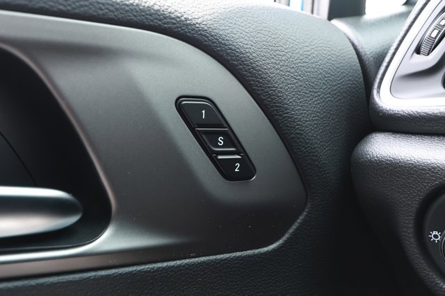 New 2027 Chrysler Pacifica Select FWD image 21