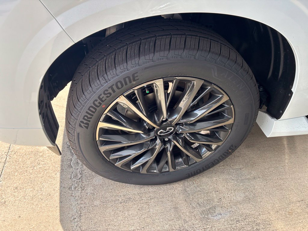 New 2027 INFINITI QX80 Autograph AWD/4WD image 4