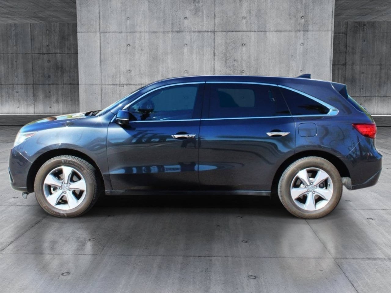 Used 2015 Acura MDX FWD image 2