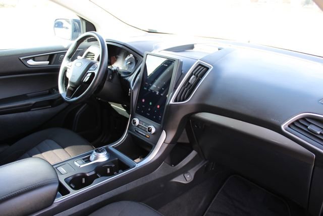 Used 2023 Ford Edge SE w/ Black Appearance Package AWD/4WD image 18