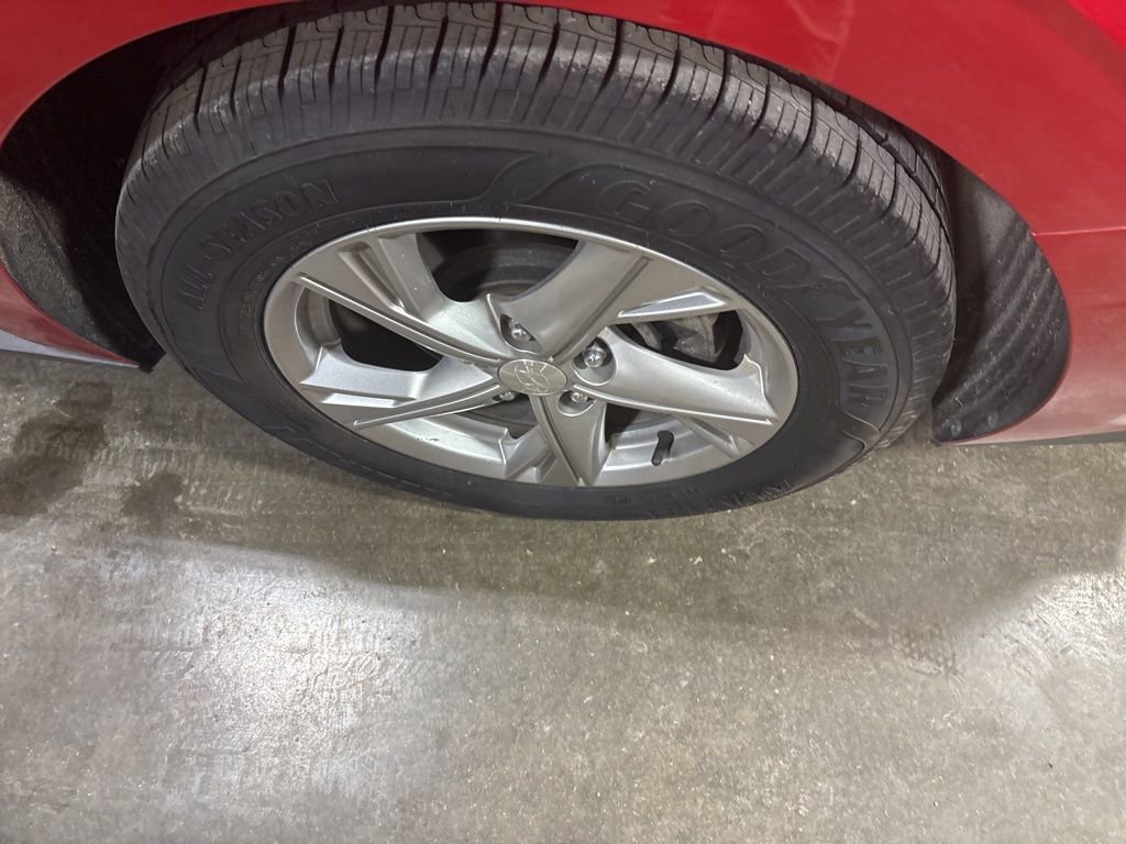 Used 2022 Hyundai Sonata SE image 5