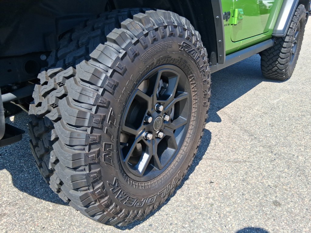 Certified 2025 Jeep Wrangler Sport AWD/4WD image 5