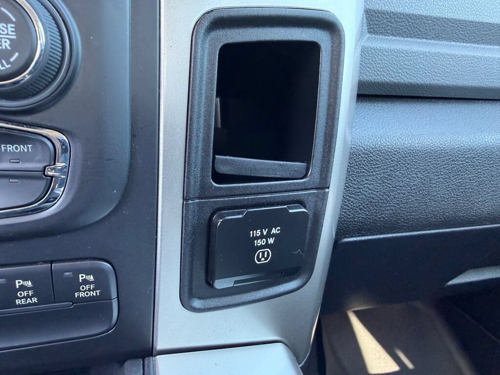 Used 2019 RAM 1500 Big Horn AWD/4WD image 26