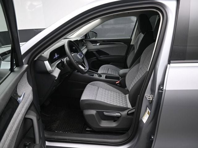 New 2026 Volkswagen Tiguan S AWD/4WD image 9