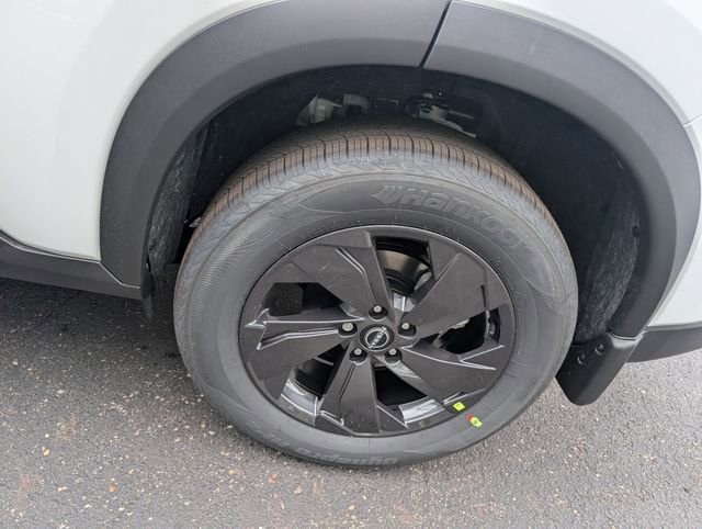 New 2026 Nissan Rogue SV w/ Cold Weather Package AWD/4WD image 25