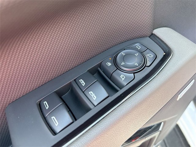 Used 2024 Chevrolet Silverado 1500 ZR2 w/ Technology Package image 13