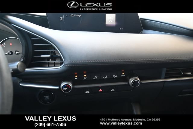 Used 2021 MAZDA MAZDA3 s FWD image 7