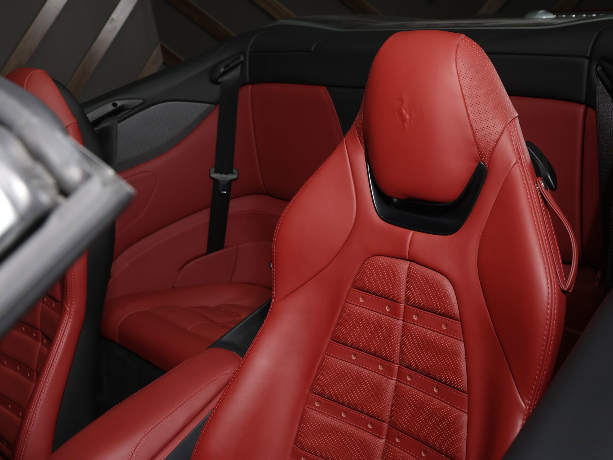Used 2019 Ferrari Portofino image 44