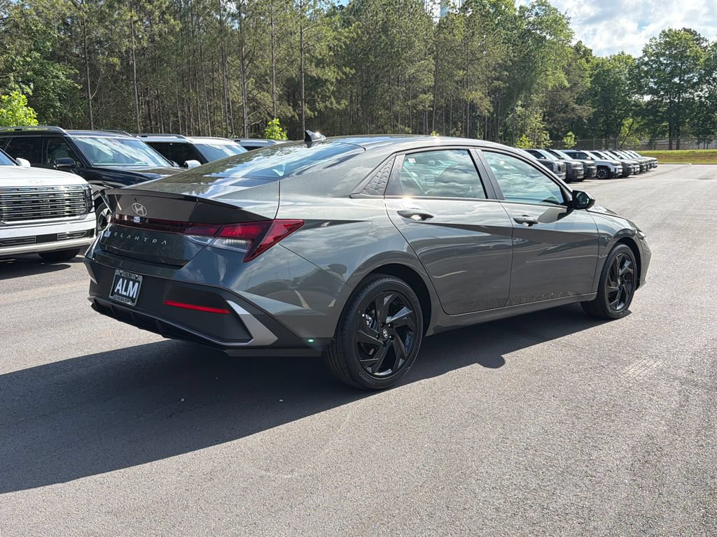New 2026 Hyundai Elantra Sport FWD image 6