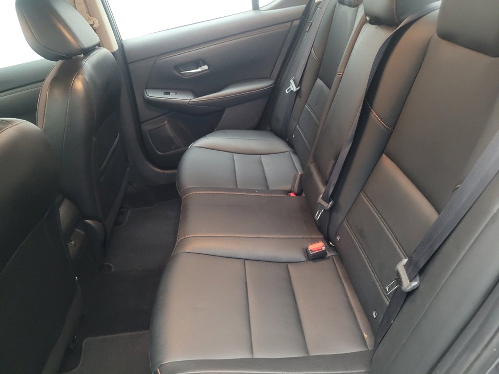 Used 2021 Nissan Sentra SR w/ SR Premium Package FWD image 18