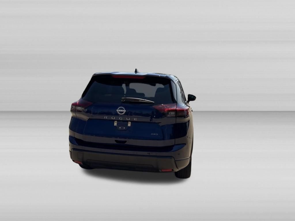 Used 2026 Nissan Rogue SV AWD/4WD image 5