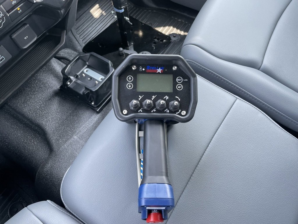 New 2025 Ford F550 4x4 SuperCab Super Duty image 59