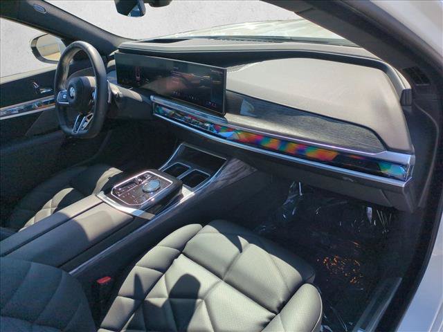 Used 2024 BMW 740i RWD image 24