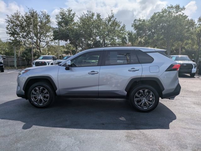 Used 2025 Toyota RAV4 Limited w/ Advanced Technology Package image 7