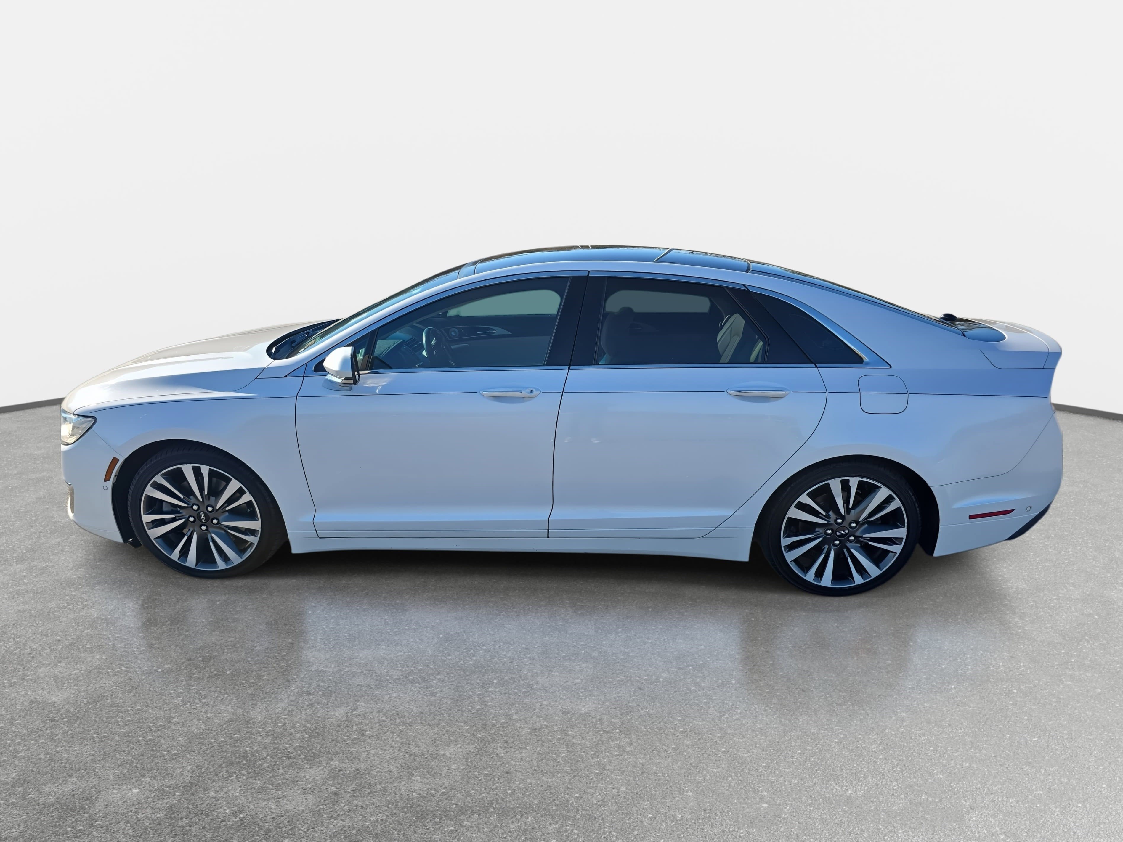 Used 2019 Lincoln MKZ Reserve w/ Luxury Package image 8